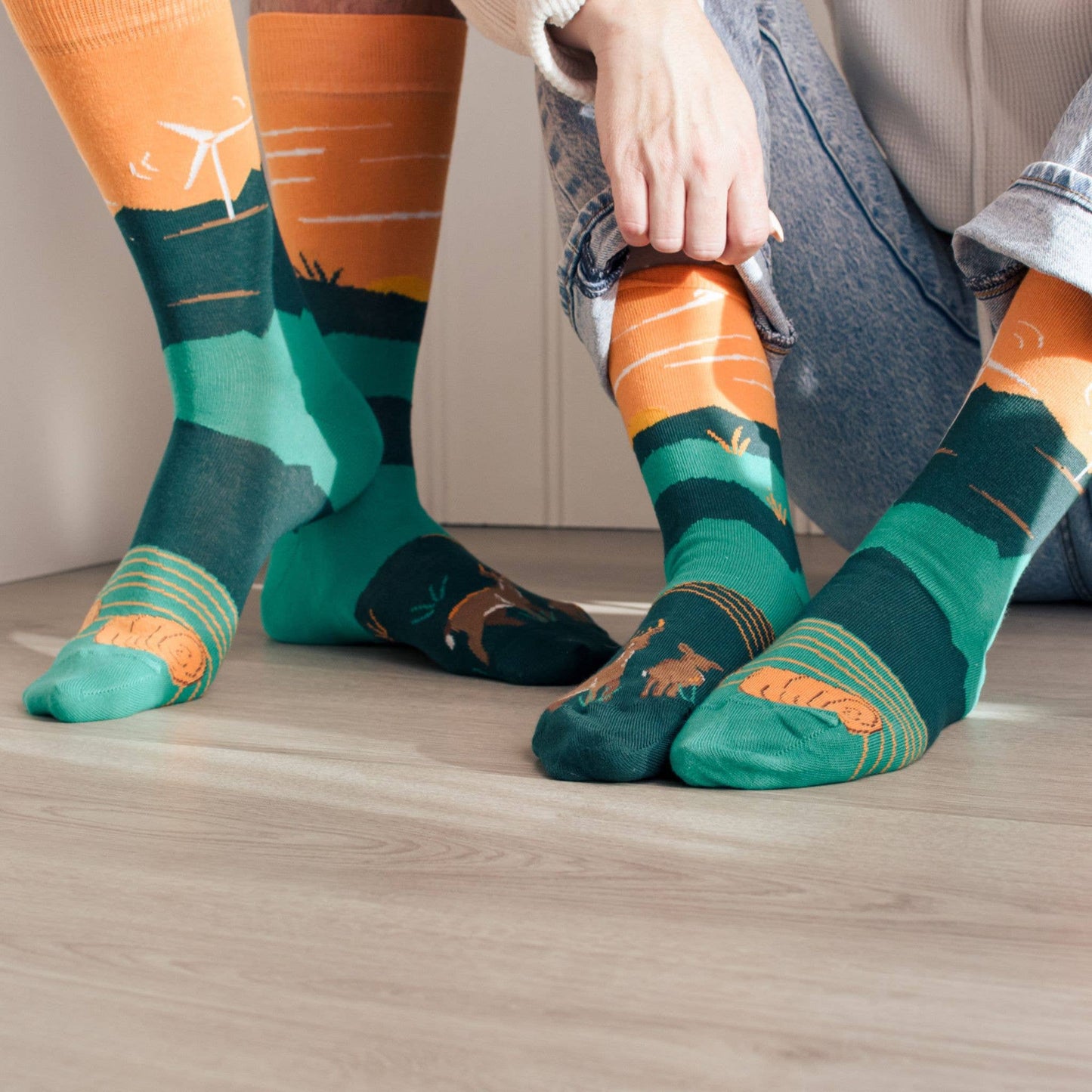 Women's Foothills Canadian Landscape Socks: Women’s 5 – 10