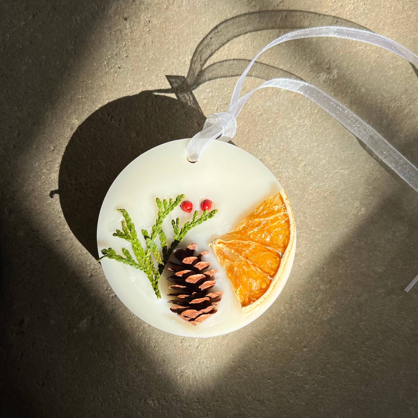 Scented Wax Sachet | Christmas Scented Candle Ornament: Clementine & Sage / Christmas edition