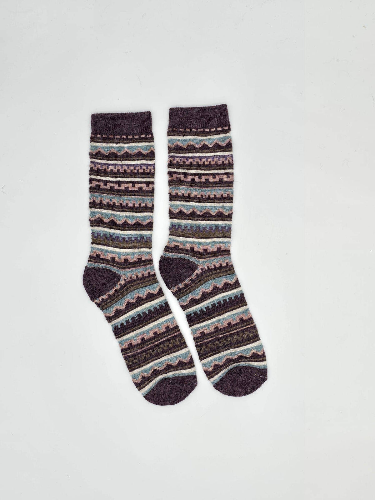 Cusco Alpaca Socks | Light Cushion Socks | Crew Socks: Purple / Medium