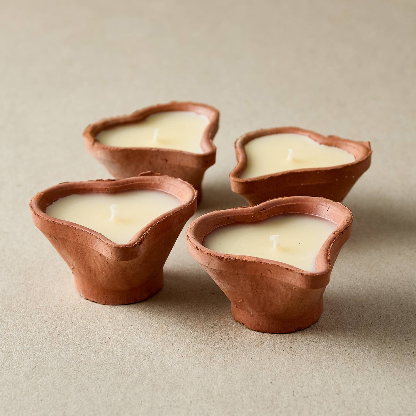 Heart-Shaped Terracotta Candle DHC
