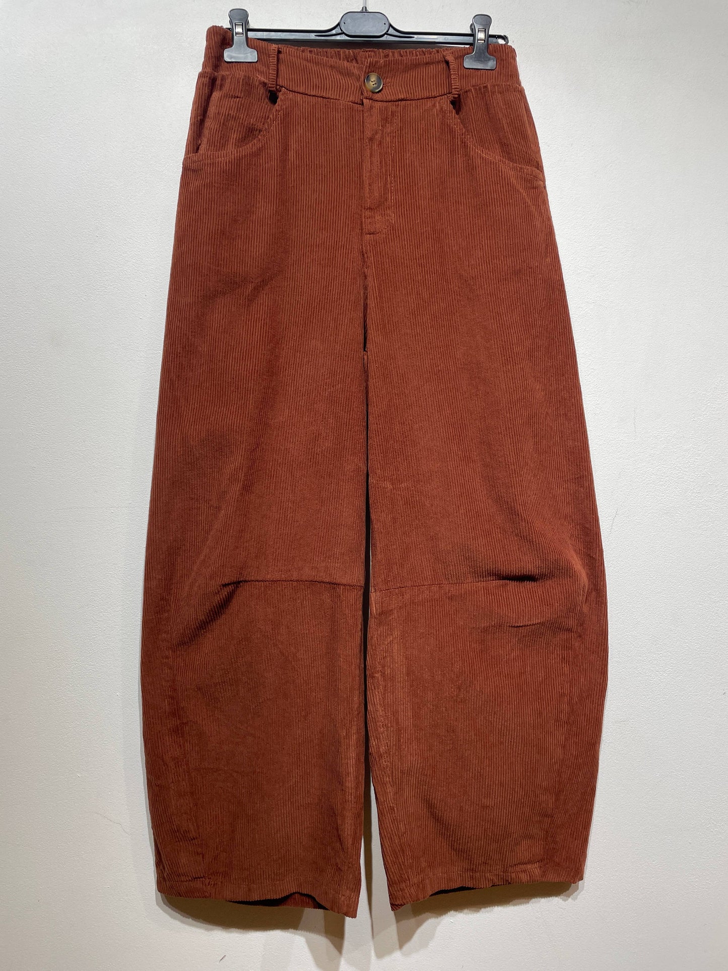 77503 VELVET TROUSERS WITH POCKETS, IN COTTON: ROUILLE