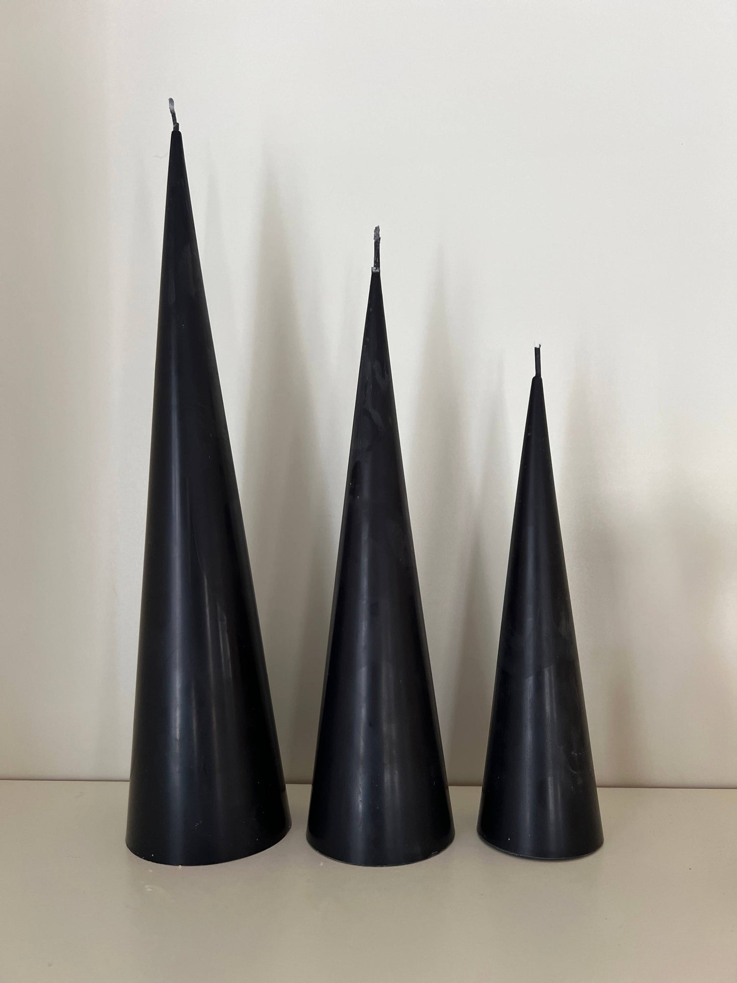 Spire Cone Candles : Uncoloured / Unscented / Medium
