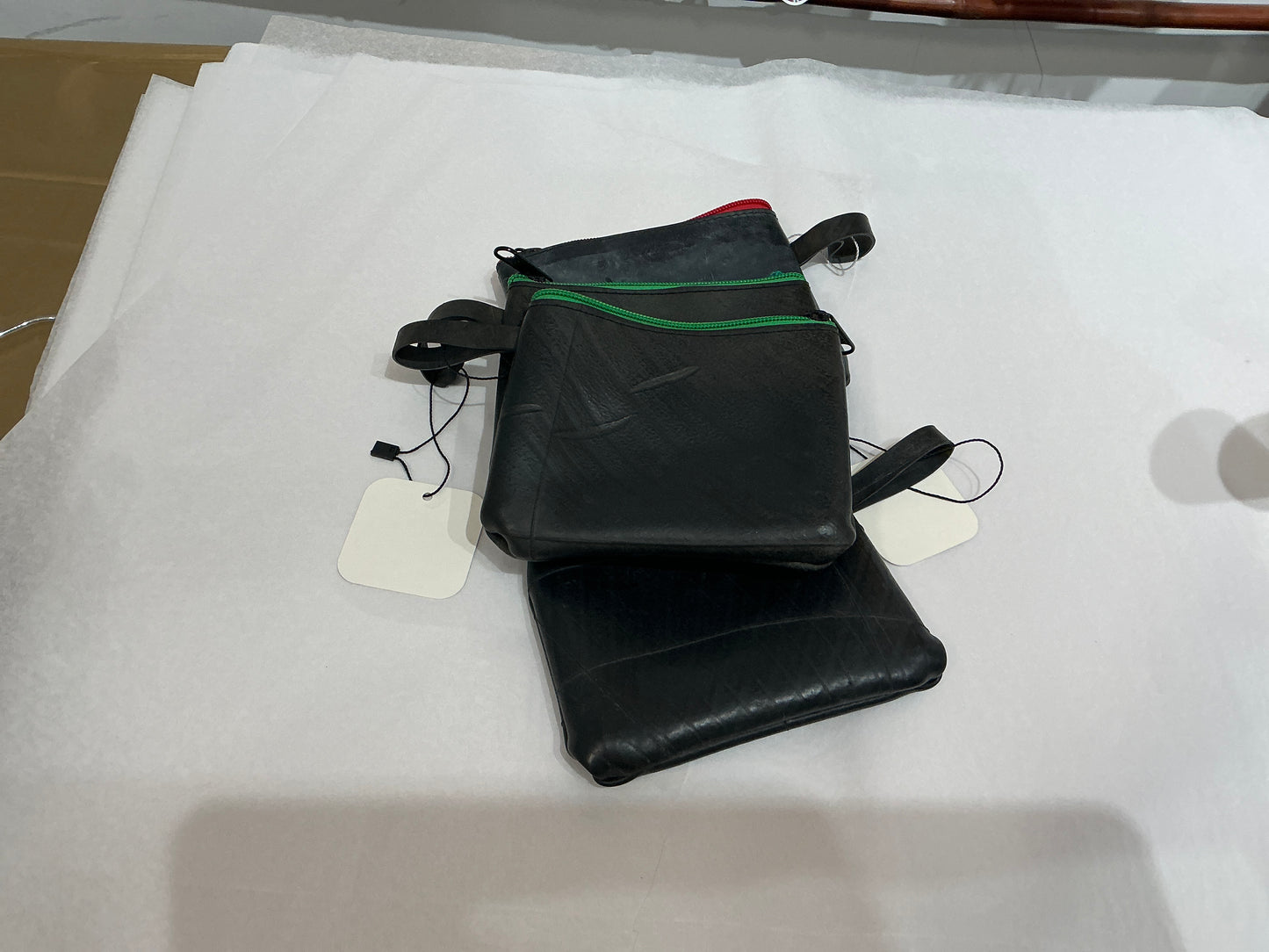 Recycled rubber change purse