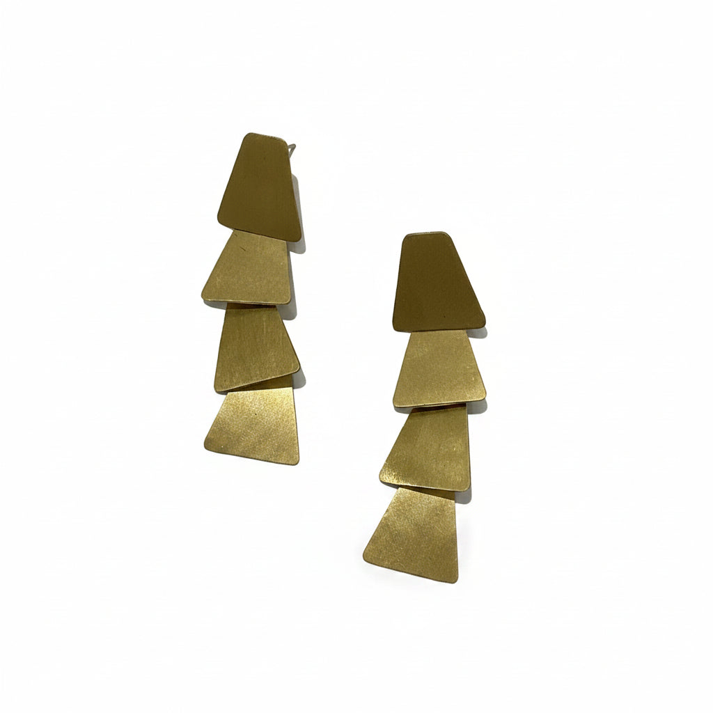 Brass Gold Dangle BE25