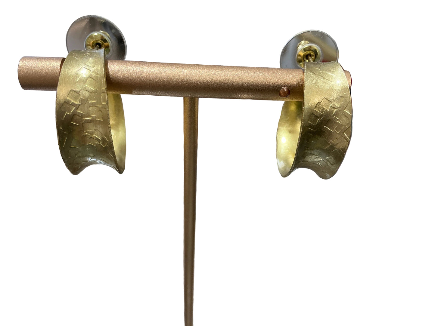 Brass hoop earring with embossing