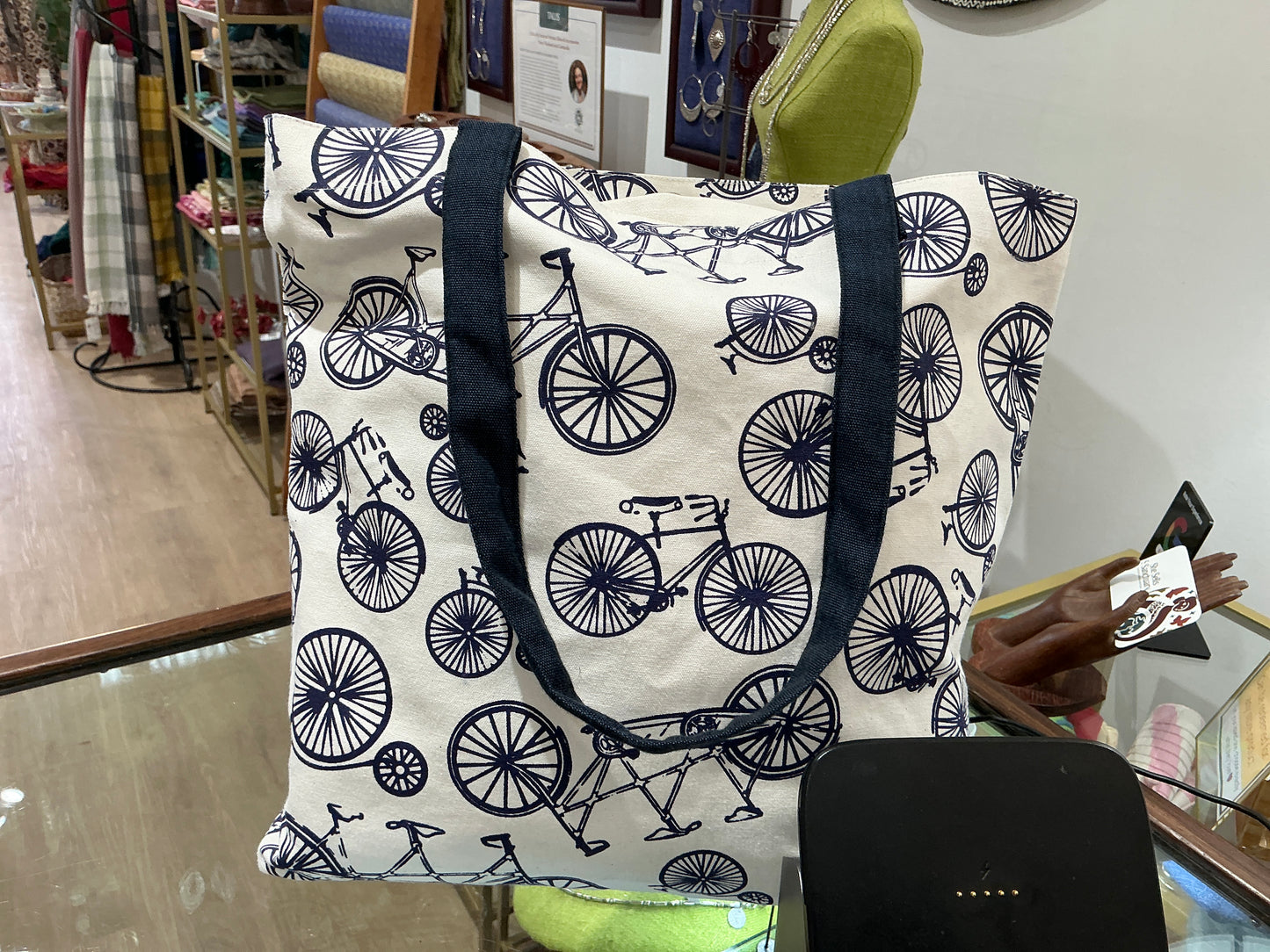 Dhukuti shopping bags