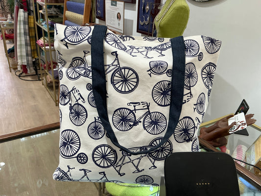 Dhukuti shopping bags