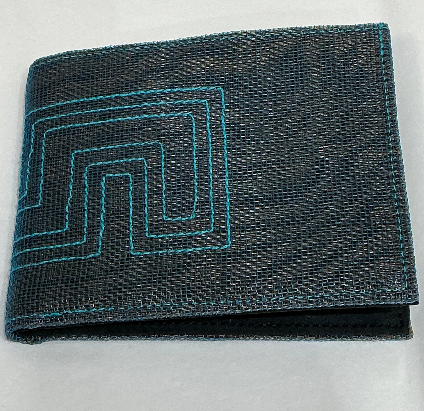 Recycled net wallet