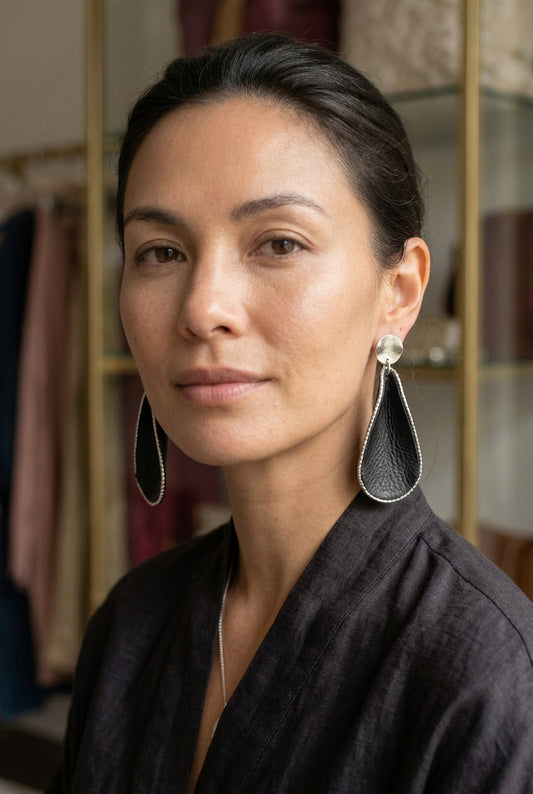 STATEMENT LIGHTWEIGHT EARRINGS-JADDO