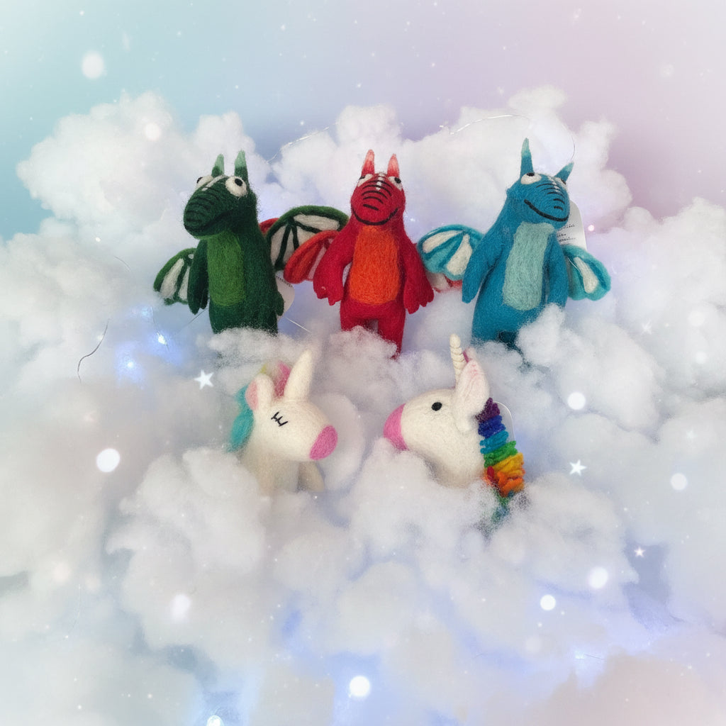 Finger puppets Dragons and unicorns